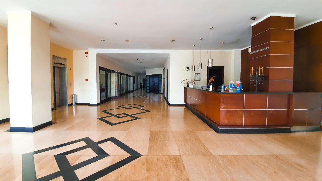 N1 Hotel Tanah Abang Jakarta Ngoại thất bức ảnh